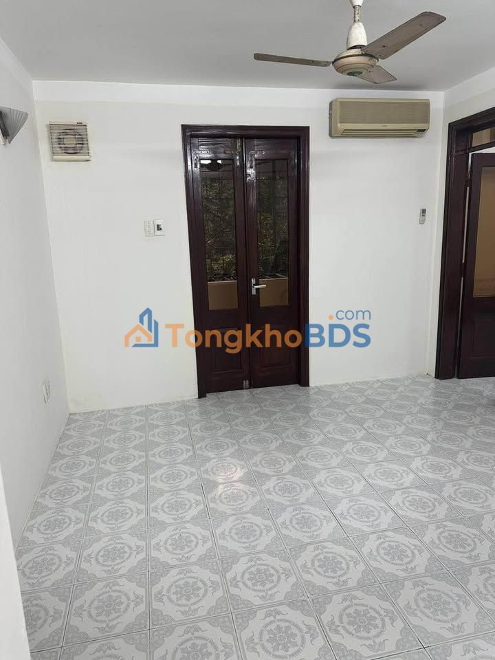 Căn hộ Phường Giảng Võ Ba Đình 51m² 10 triệu - An ninh 24/7