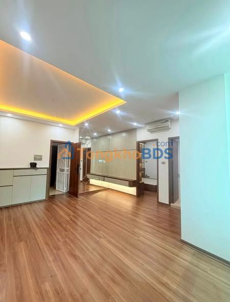 Căn hộ Nam Trung Yên 65m² giá 6 tỷ - View đẹp sẵn ở