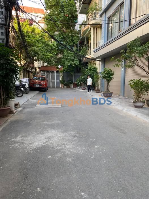 Nhà riêng Phố Huế Hai Bà Trưng 47m² - Ô tô vào tận nhà