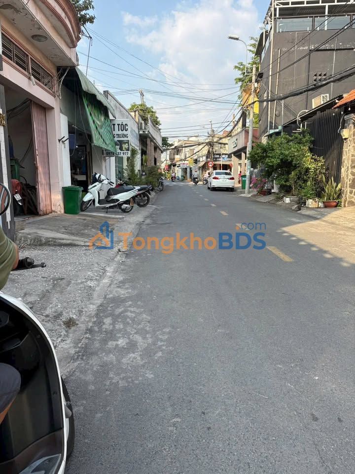 Kho Tam Phú Thủ Đức giá 15 triệu - Hoạt động ngay