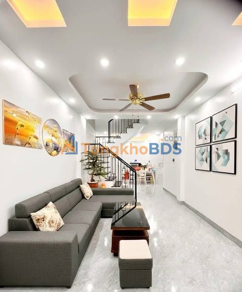 Bán nhà Hà Đông 40m² 5 tầng full nội thất, ô tô đỗ cửa - 7 tỷ