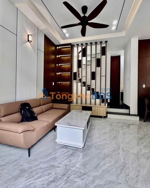 Nhà riêng Huế Lê Ngô Cát 97m²/3 tỷ - Ô tô vào tận nhà
