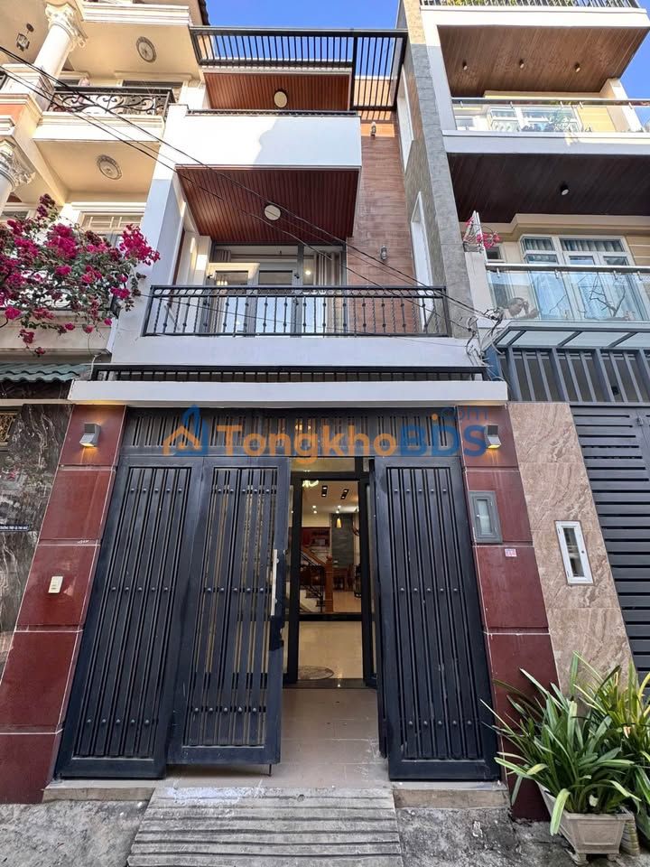 Nhà 60m² Phường Trường Thọ, Thủ Đức - 4PN Gần Ga Metro, Giá 7.65 Tỷ