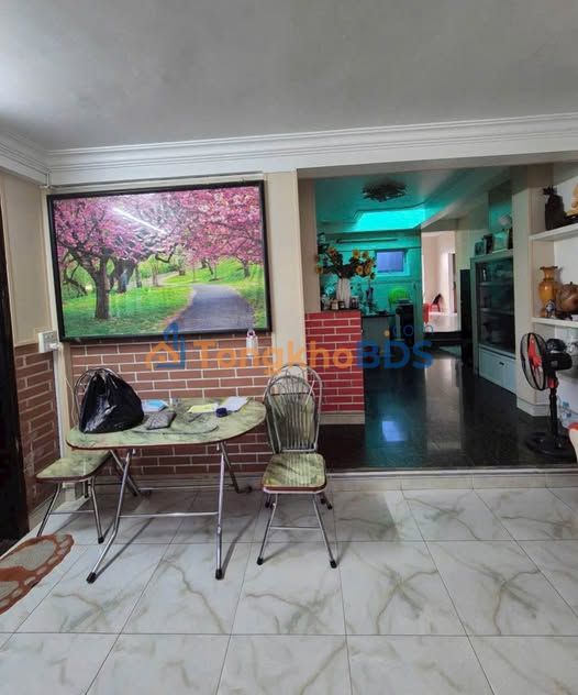 Nhà 196m² Phước Vĩnh, Huế - 4PN, Sân Vườn, Ô tô vào nhà