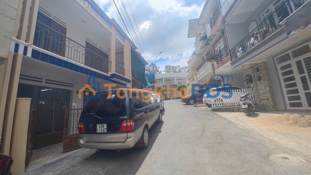 Nhà 2 mặt tiền Đà Lạt P.3 81m² giá 10 tỷ - Chính chủ bán