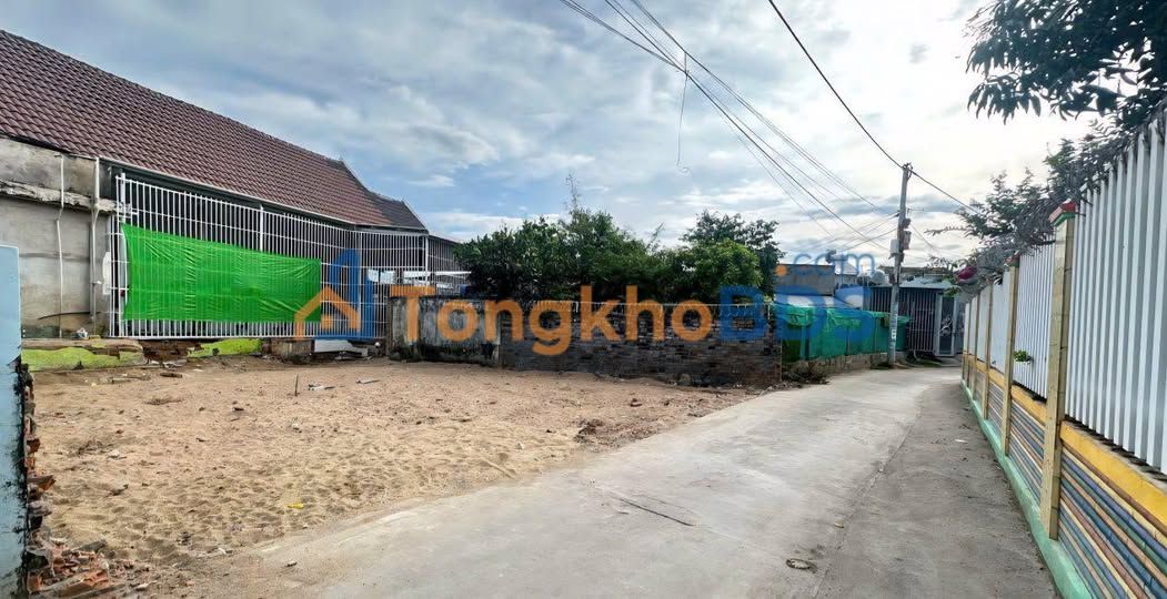 Đất Vạn Lương, Khánh Hòa 120m² Sổ Đỏ Full Thổ Cư - Giá 960 Triệu