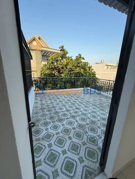 Nhà Mặt Tiền Kinh Doanh 1.75 Tỷ, Hóc Môn - Sẵn Sàng Ở Ngay