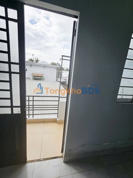 Nhà 2 Lầu Sân, Hẻm Tầm Vu, Cần Thơ - 48m² Giá 4 Triệu/Tháng