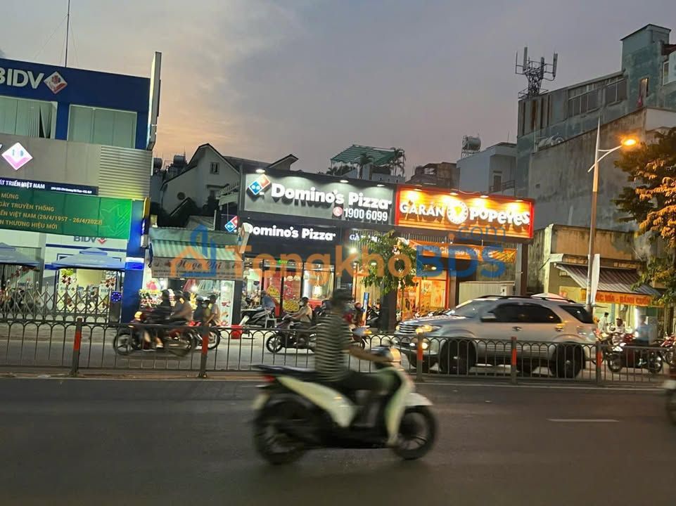 Mặt Tiền KD Dương Bá Trạc Q8 - Ngang 6m, Sân Rộng, Giá 17 Triệu