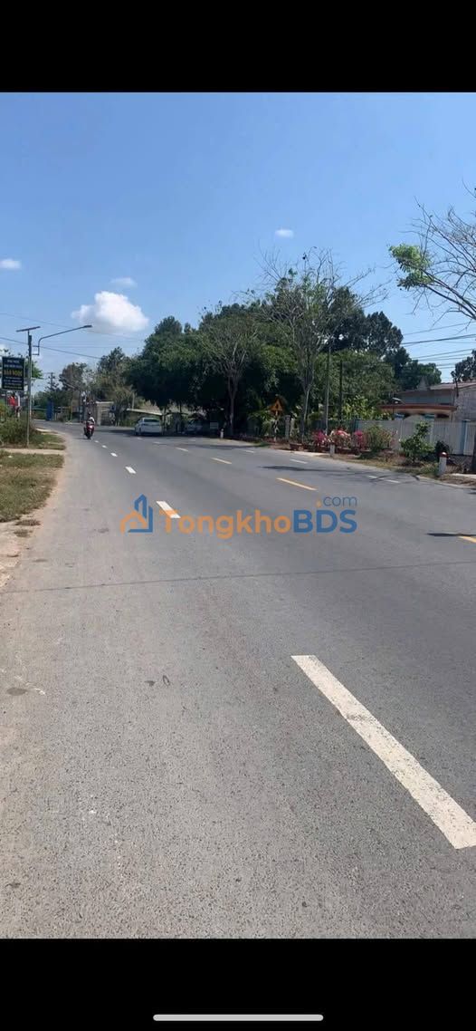 Kho mặt tiền Quốc lộ 53 Vĩnh Long 143m² 900 triệu - Hoạt động ngay