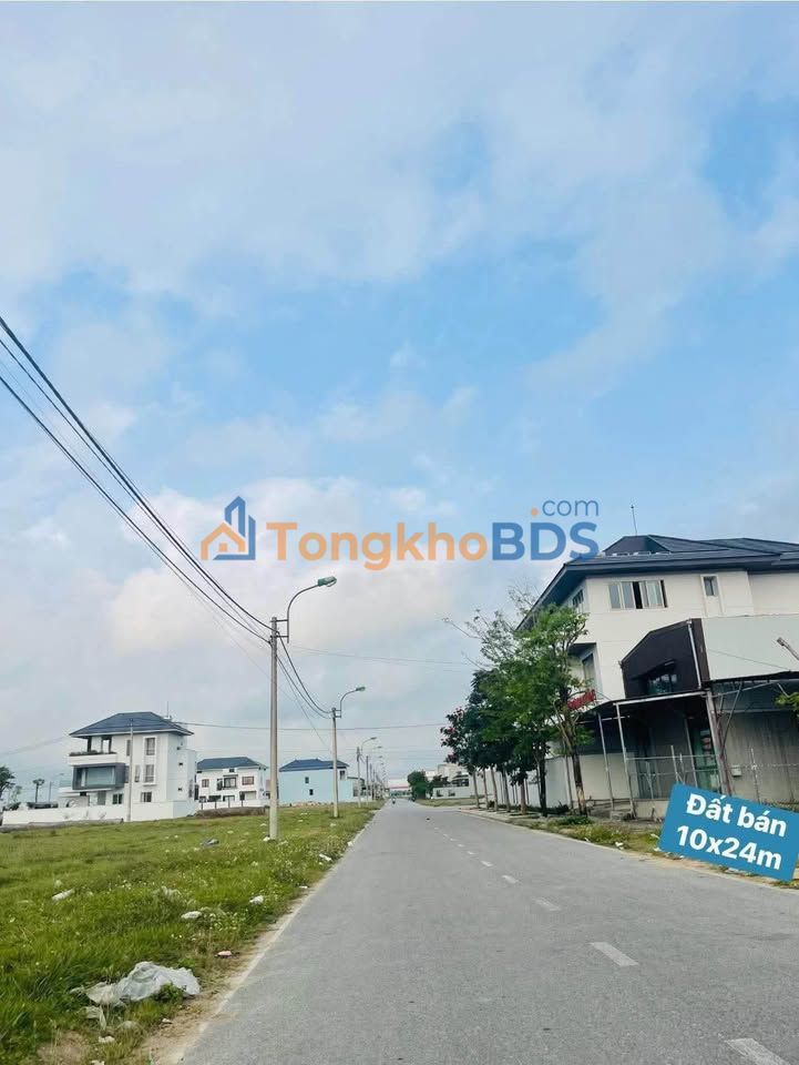 Đất nền Quảng Phong Đồng Hới 240m2 29 tỷ - Sổ đỏ chính chủ