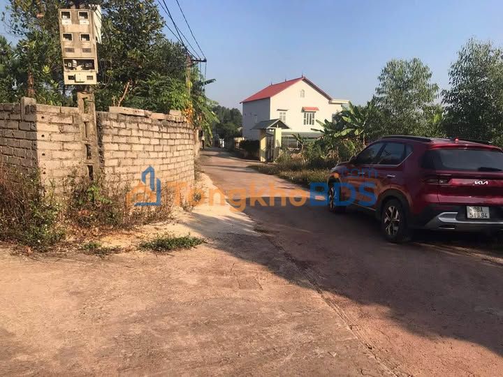 Bán Đất Nền Lạng Giang 130m² - Hai Mặt Tiền, Gần KĐT Rùa Vàng, Giá 9xx Triệu