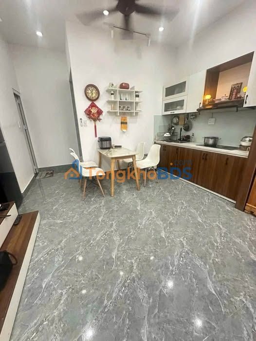 Nhà kiệt Đinh Tiên Hoàng Hải Châu 32m² 3.32 tỷ Chính chủ bán