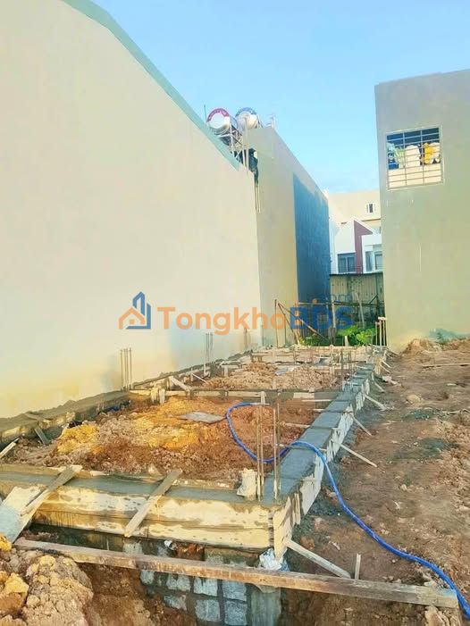 Bán Đất Tặng Móng Nhà 72m² Mặt Tiền 16m Quy Nhơn - Sẵn Sàng Xây Dựng