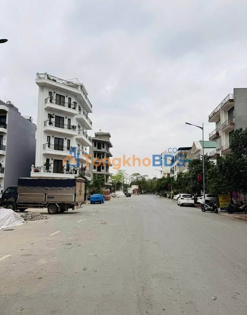 Đất Tái Định Cư Vinhomes Riverside - 70m² - Kinh Doanh Sầm Uất