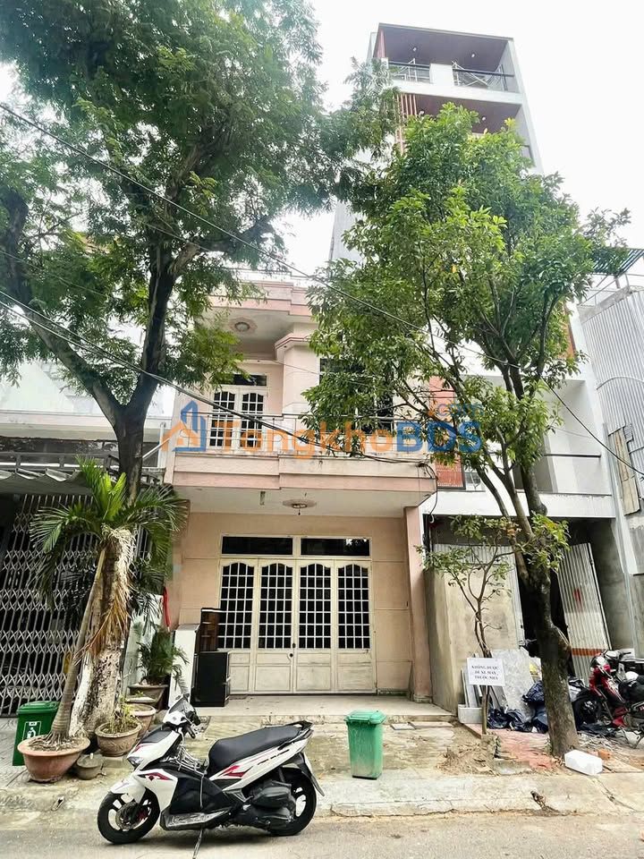 Nhà nguyên căn Mỹ An Ngũ Hành Sơn 200m² 15tr - Ô tô vào tận nhà