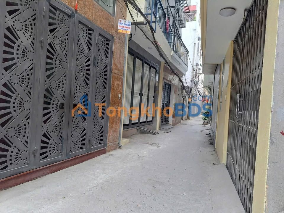 Nhà Cấp 4 Định Công Thượng 40m² - Sổ Đỏ Chính Chủ, Mặt Tiền Rộng 7.2m