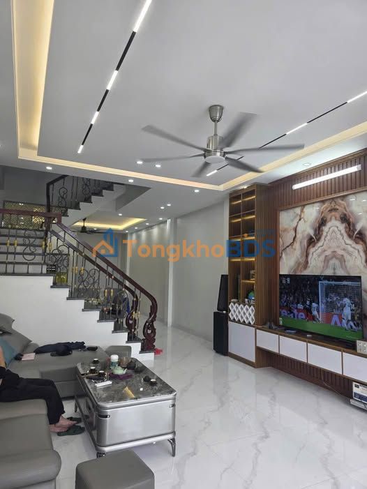 Nhà Phố 3 Tầng Kinh Doanh Đỉnh - Mặt Tiền 5m Gần Chợ Phú Sơn, Thanh Hóa