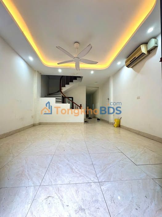 Nhà 50m² Định Công Hạ - 2 Tỷ 6, 3PN Khép Kín, Sẵn Ở Ngay