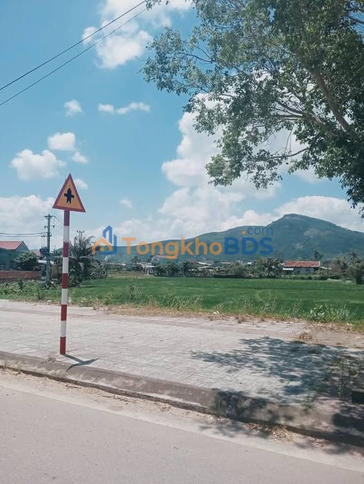 Đất nền Quy Nhơn 500m² giá 3xx triệu - Đường to ô tô
