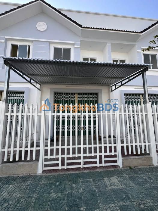 Nhà 1 Trệt 1 Lầu Đường Nhựa Hoàng Quân, Duyên Hải - Giá Chỉ 2.8 Triệu/Tháng