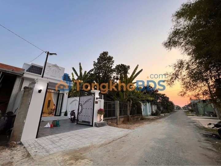 Nhà KP Long Thành Hòa Thành 144m² 1.85 tỷ - Sẵn sàng ở ngay