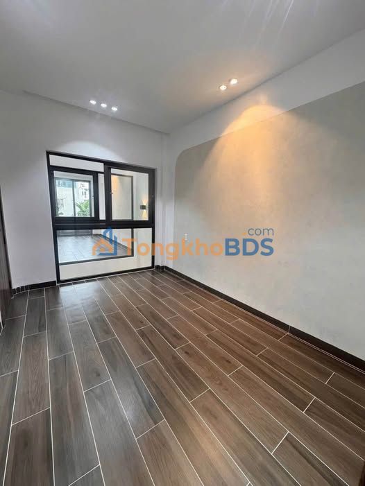 Nhà Phố Mỹ Trung Nam Định 68m² 3 Tầng - Hướng Tây Tứ Trạch - Giá Tốt