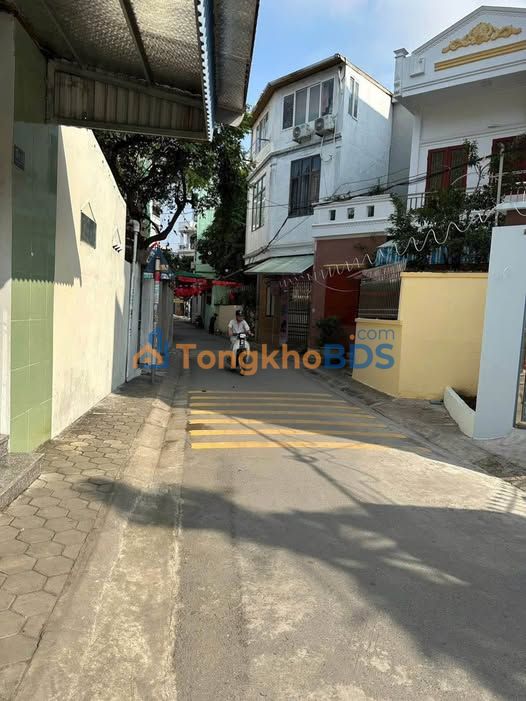 Nhà 4 Tầng 80.6m² Mặt Tiền Trần Quang Khải, Nam Định - Giá Tốt