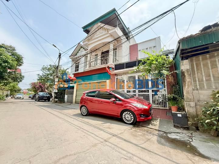 Nhà 2 tầng Nguyễn Du Việt Trì 81m² giá 4 tỷ - Ô tô vào tận nhà
