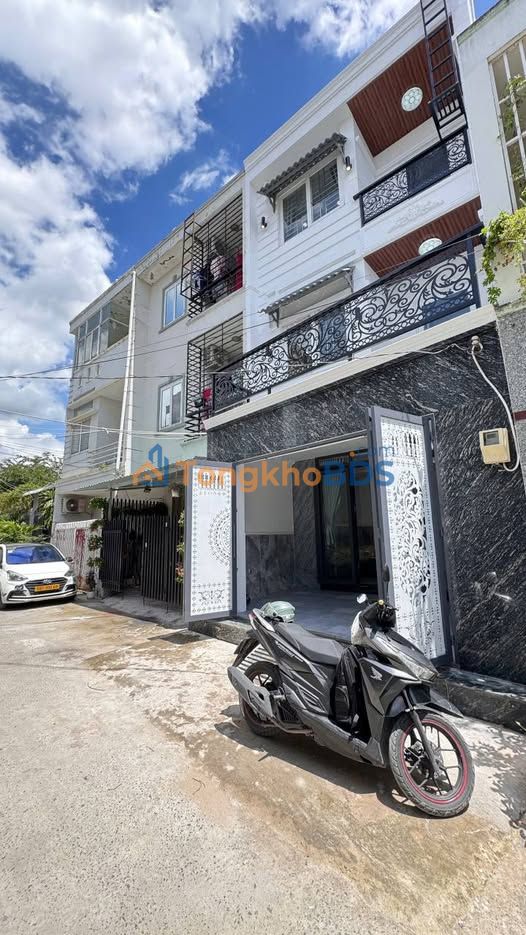 Nhà riêng Nhà Bè 65m² 3.18 tỷ - Chính chủ bán hẻm xe hơi