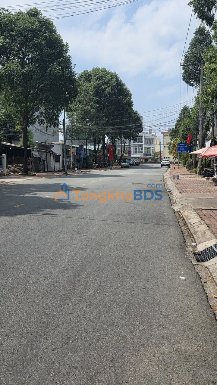 Nhà riêng Hiệp Thành Thủ Dầu Một 180m²/4.98 tỷ - Ô tô vào tận nhà