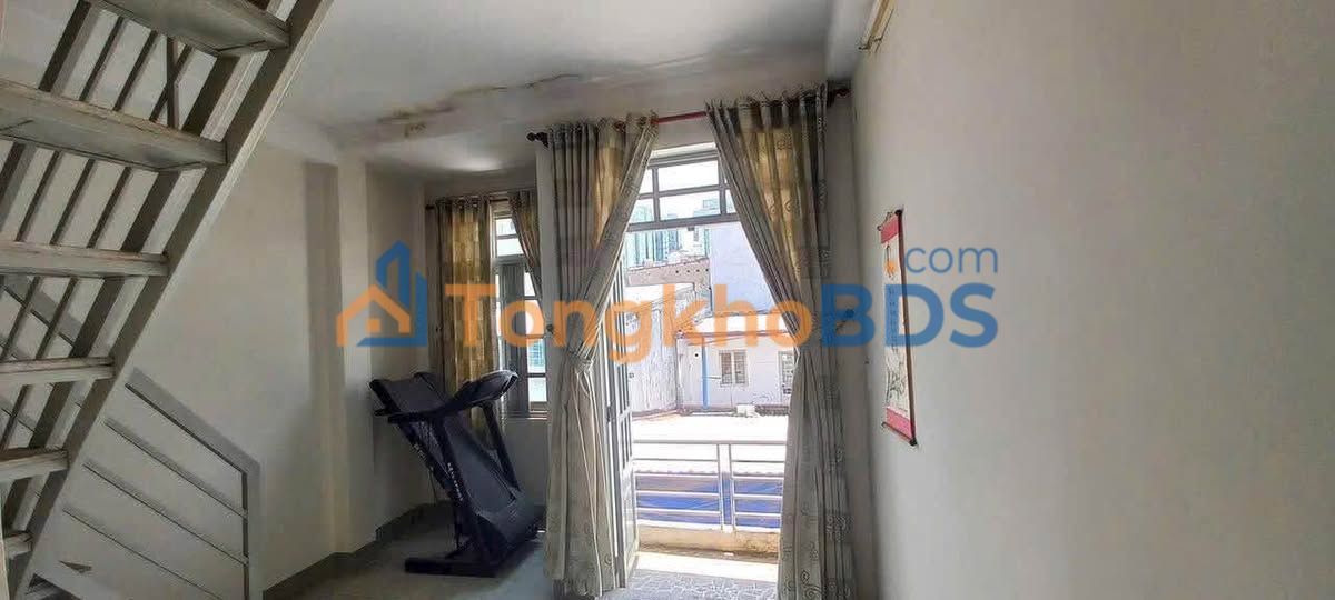 Nhà hẻm Phạm Thế Hiển P7 Q8 28m² 7 triệu - Sẵn sàng ở ngay