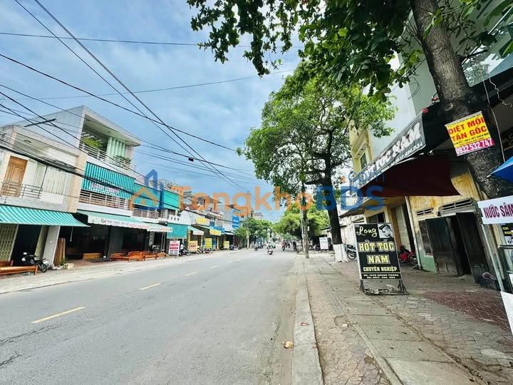 Nhà mặt tiền Quang Trung Quảng Ngãi 60m² giá 3 tỷ - Chính chủ bán