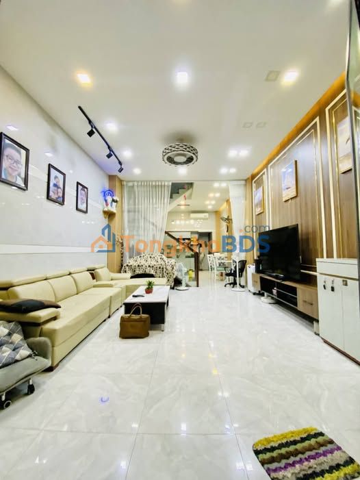Nhà riêng Quận 7 52m² 6.5 tỷ - Ô tô vào tận nhà