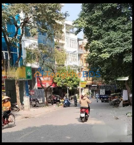 Nhà phố Cù Chính Lan Thanh Xuân 65m²/17 triệu - Mặt tiền kinh doanh