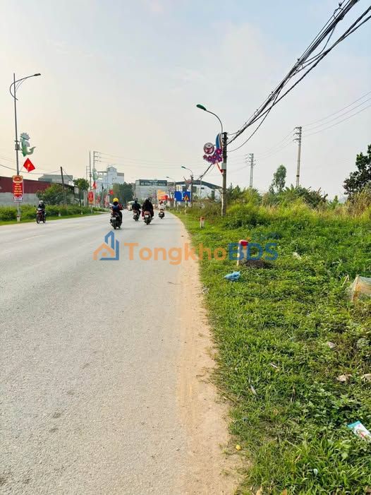 Nhà mặt tiền QL2C Hợp Hòa 105m² - Mặt tiền kinh doanh