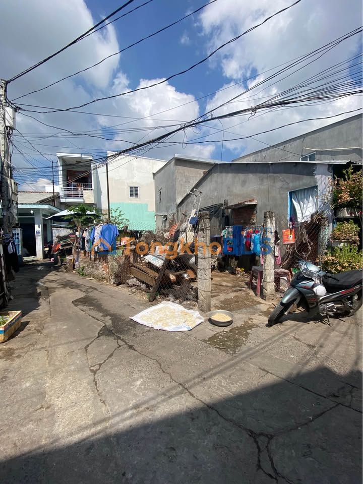 Nhà 70m² Phường Vĩnh Hải, Nha Trang - Chỉ 5 phút ra biển, Giá 2.45 Tỷ