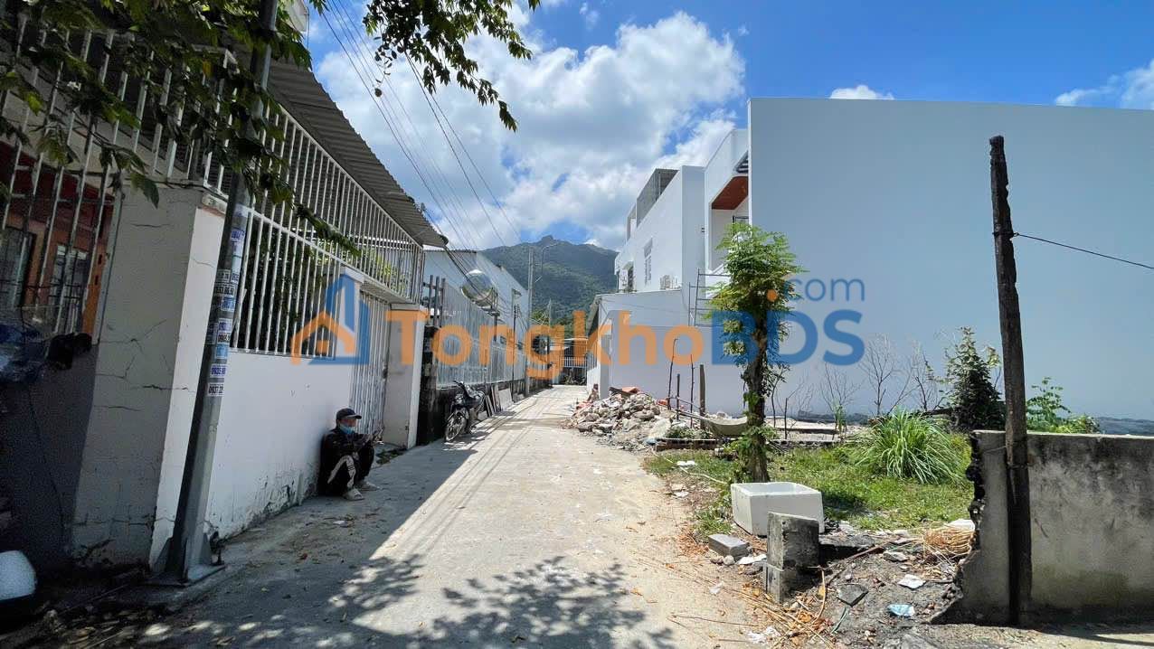 Đất Hoàng Minh Thảo Nha Trang 275m² 4,2 tỷ - Sổ đỏ chính chủ