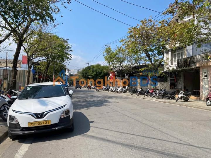 Nhà phố Trường Chinh Huế 105m² 13 tỷ - Mặt tiền kinh doanh sẵn