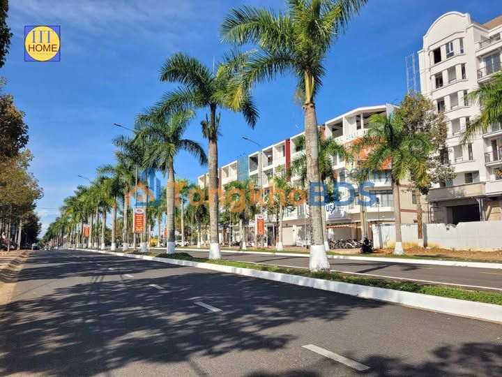 Cho thuê nhà mặt tiền Nguyễn Công Trứ, Bảo Lộc - 110m², 20 triệu/tháng