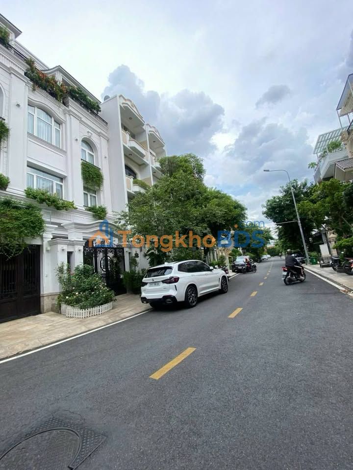 Townhouse Nguyễn Trọng Tuyển 128m² 51 tỷ - Chính chủ bán