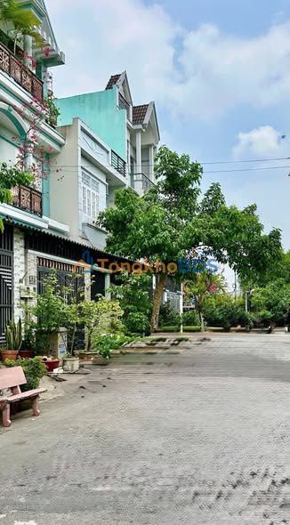 Nhà Phạm Văn Sáng Quận 12 75m² giá 5 tỷ - Ô tô vào nhà