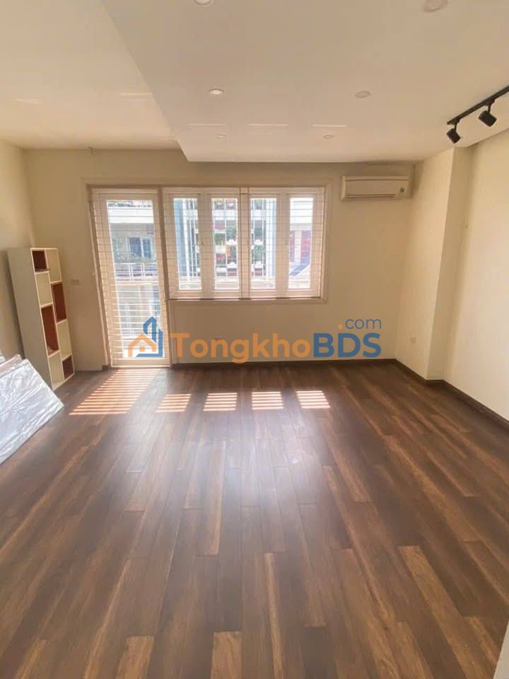 Nhà Vạn Phúc Hà Đông 80m² - Chính chủ bán, Ô tô vào tận nhà