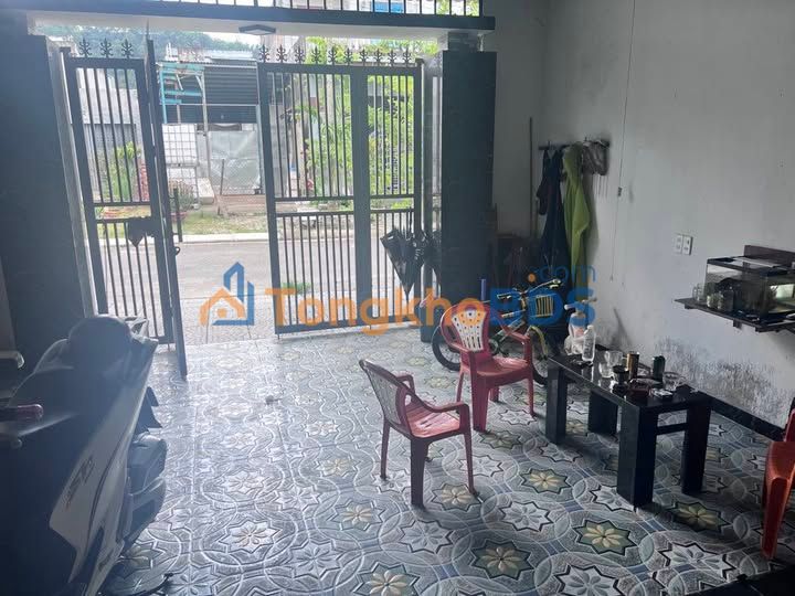 Nhà 3 Tầng An Ngãi, Đà Nẵng - 100m², Ô tô Đậu Thoải Mái, Giá 4.2 Tỷ