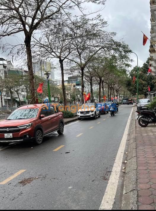 Nhà Lô Góc 5 Tầng Full Nội Thất - Hoàng Mai - 32m2 - Chỉ 8 Tỷ