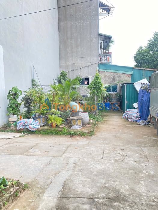 Đất Phố Ngô Xuân Quảng Gia Lâm 34m² - Sổ đỏ chính chủ