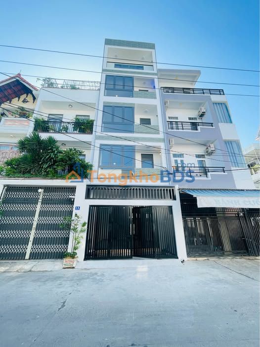 Nhà nguyên căn Nguyễn Khắc Viện Nha Trang - Thỏa thuận - Ô tô vào nhà