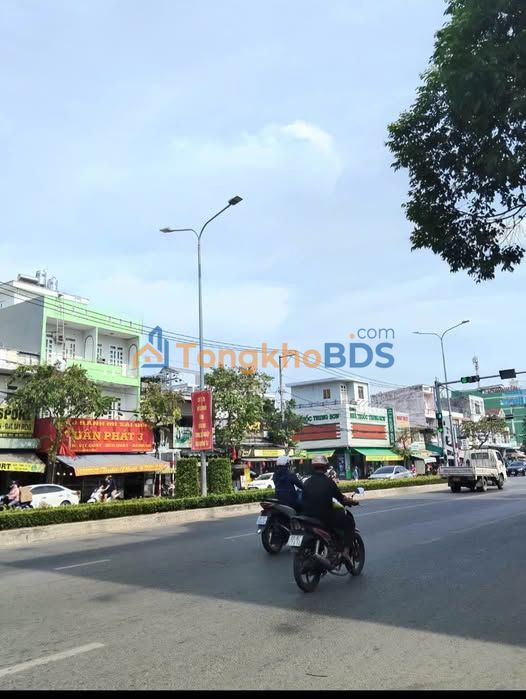 Nhà phố Nguyễn Văn Cừ Cần Thơ 45m2 12,8 tỷ - Mặt tiền kinh doanh