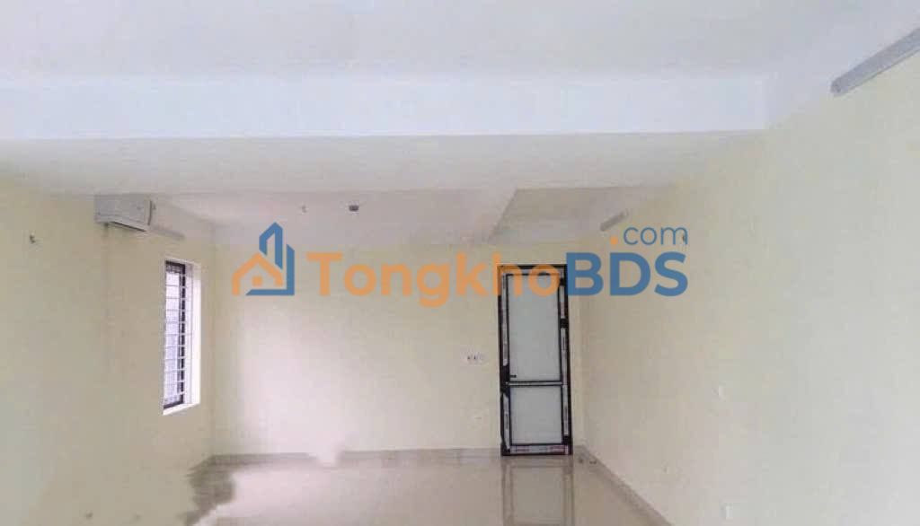 Nhà mặt phố Nguyễn Văn Trỗi 106m² 33 triệu - Sẵn sàng ở ngay