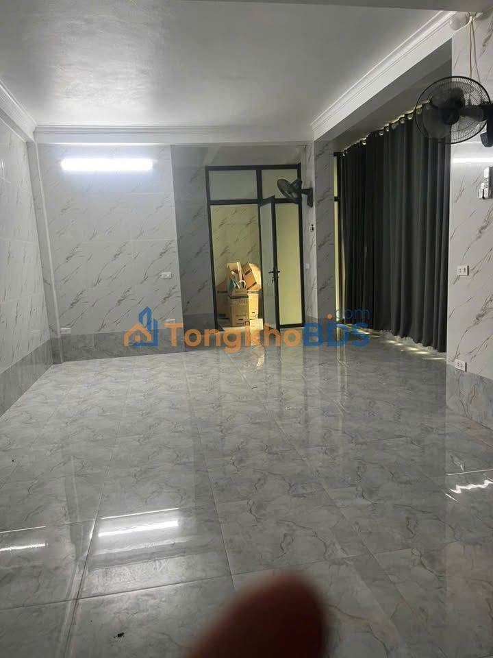 Cho thuê nhà 5 tầng mặt tiền Tây Trà, Hoàng Mai - 50m² - 25 triệu/tháng